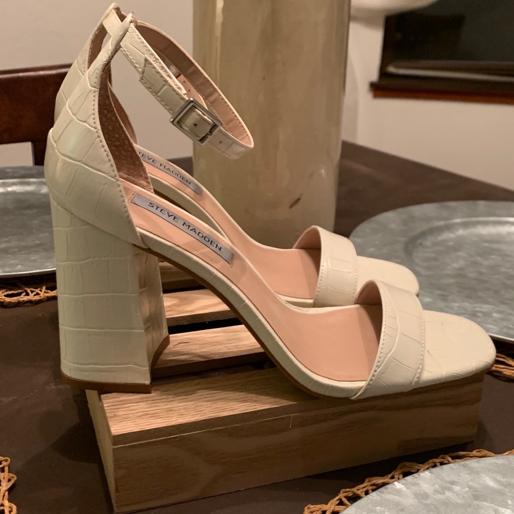 Steve Madden open toe heels